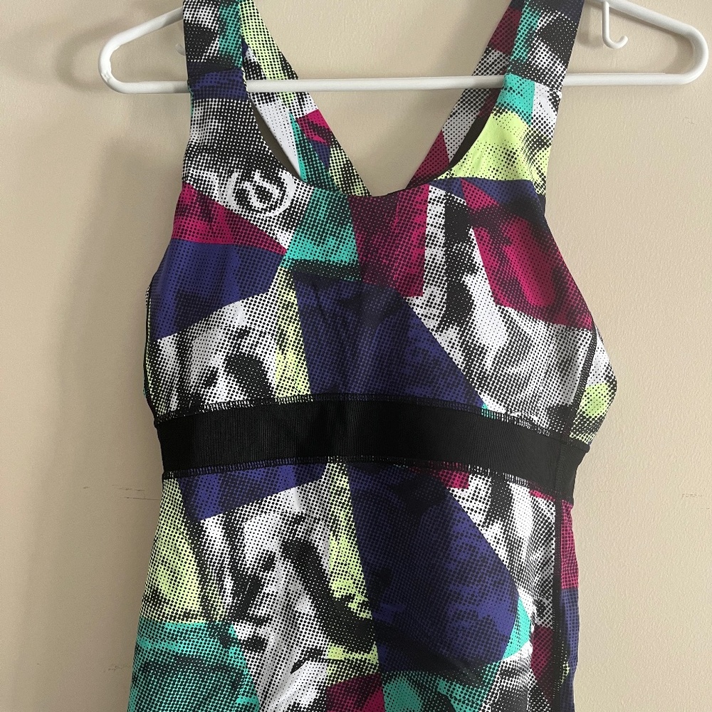 Lululemon tank